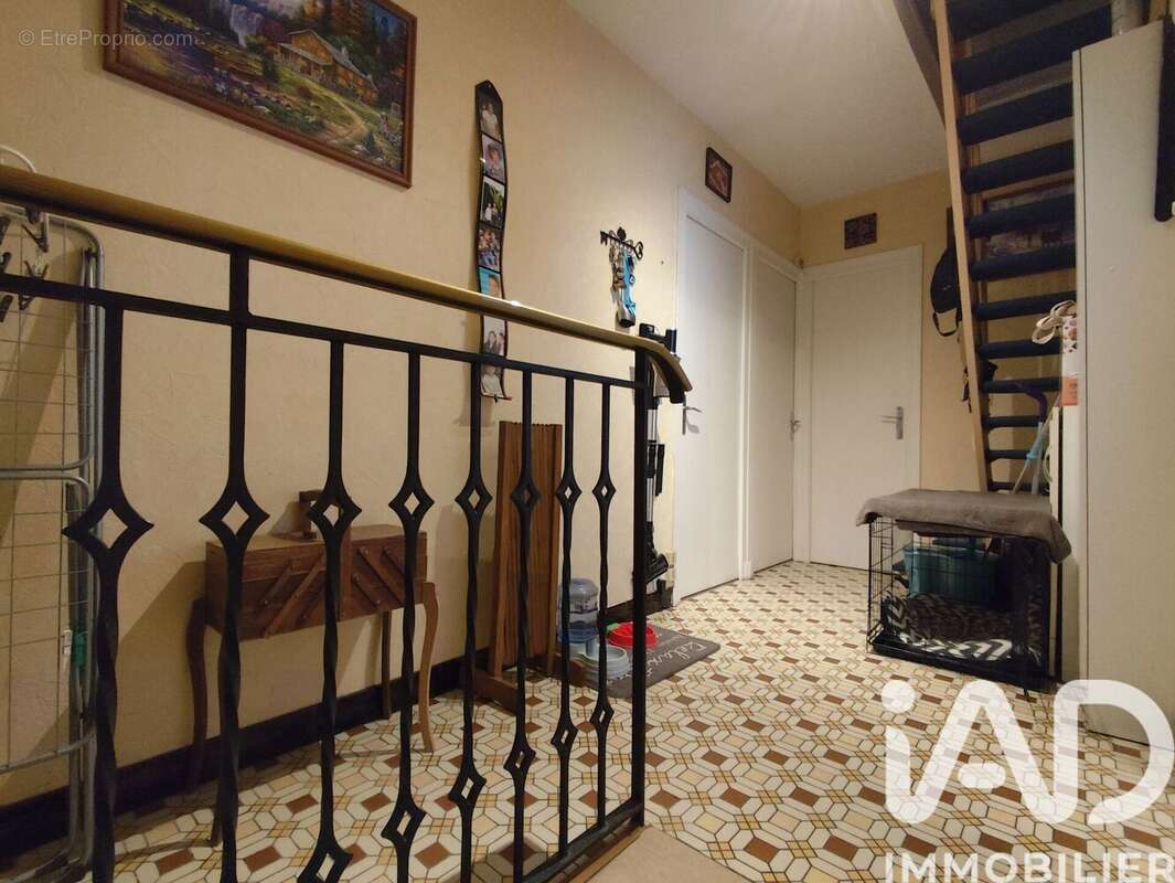 Maison 123 m² à Cette-Eygun  - photo 7