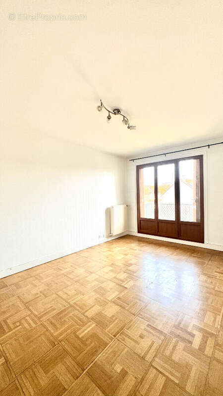 Appartement à CHAMPIGNY-SUR-MARNE