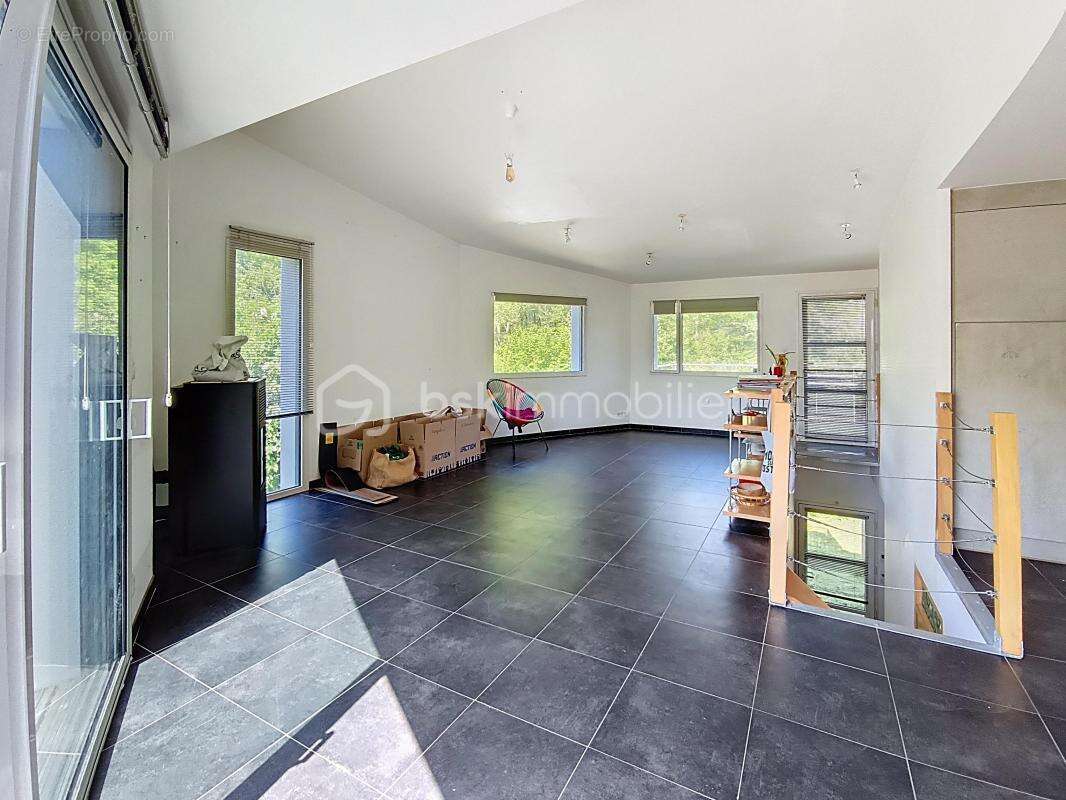 Maison à LE POIRE-SUR-VIE