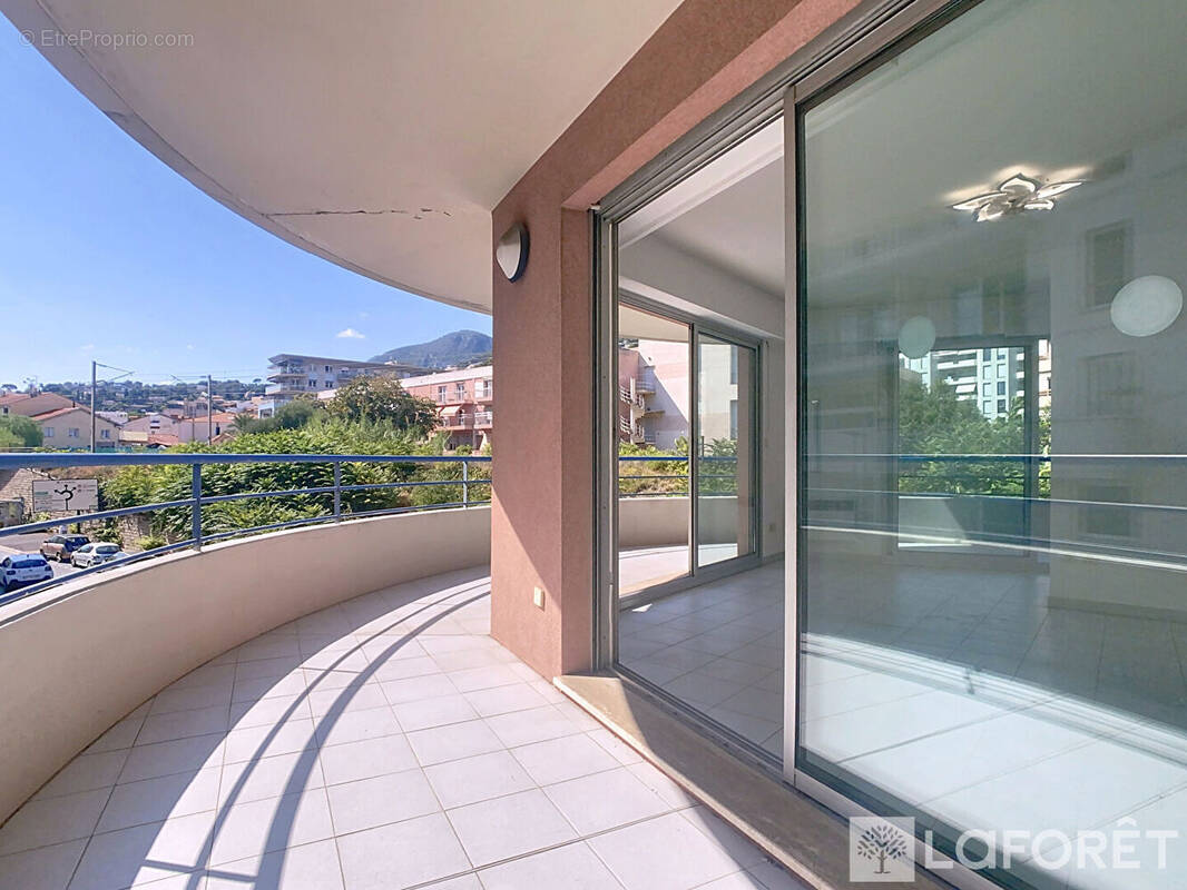 Appartement à MENTON