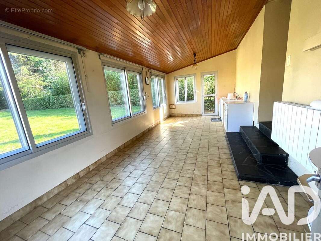 Photo 4 - Maison à LANDEVANT