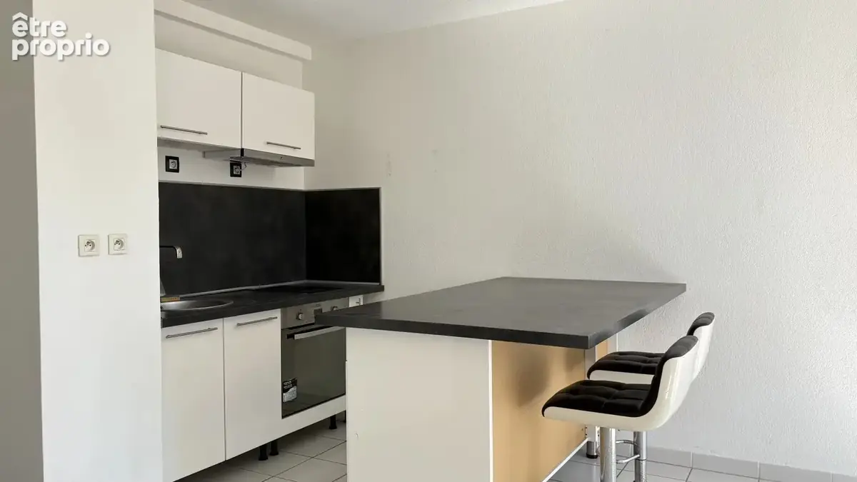 T2 avec terrasse et parking - Investissement locatif - Port-de-Bouc Plaisance - photo 3