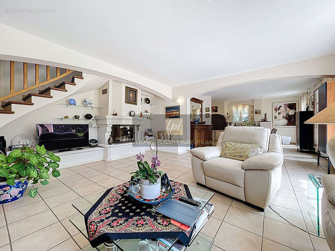 Maison à MALEMORT-DU-COMTAT