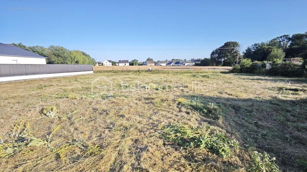 Terrain de 1 000 m²  à guer, proche commerces, ecoles et acces rn24 - photo 3