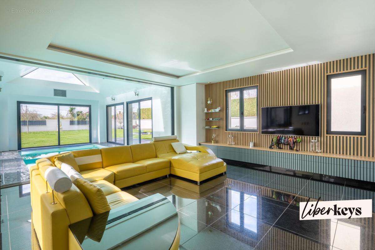 Maison à SAINT-LAURENT-LA-GATINE