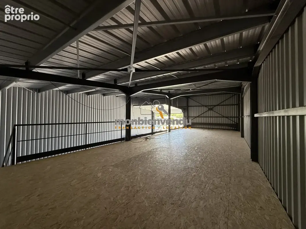 Commerce 222 m² à vendre à Ytrac (15130) - photo 4