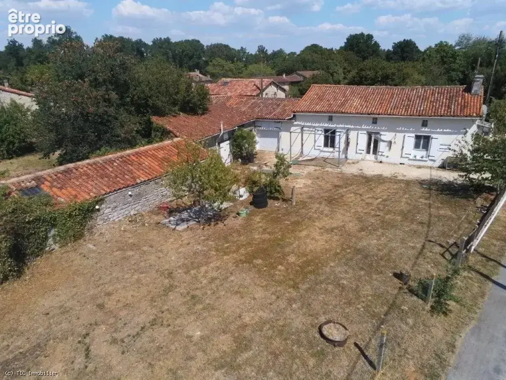 Photo Maison à Ruffec au prix de 80 640€
