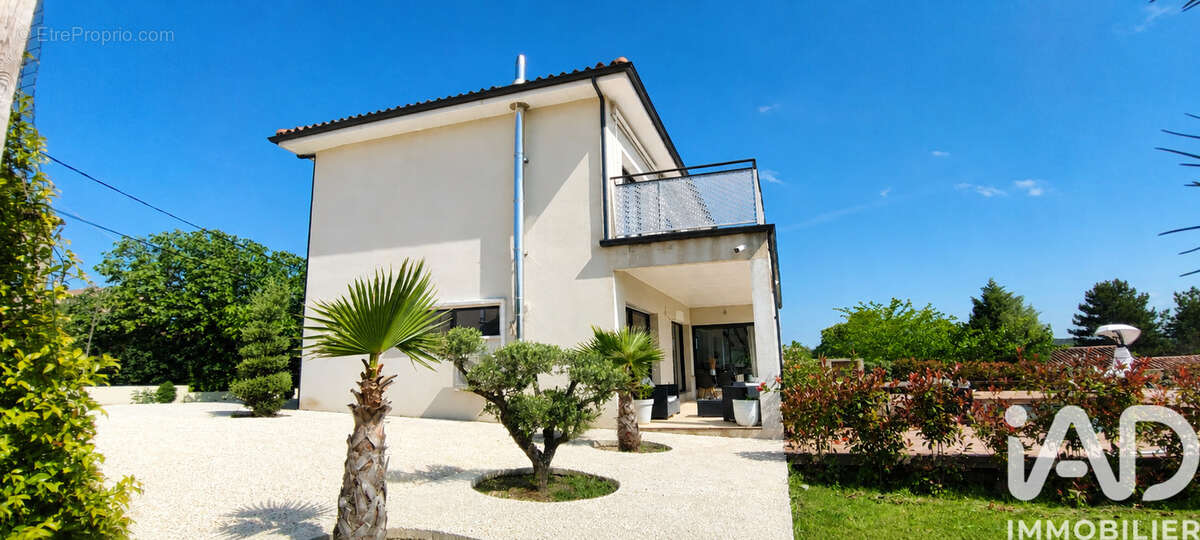 Photo 2 - Maison à CARDET