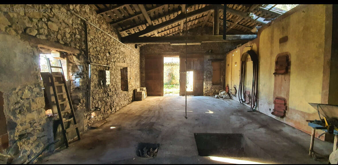 Maison à DURFORT-ET-SAINT-MARTIN-DE-SOSSENAC