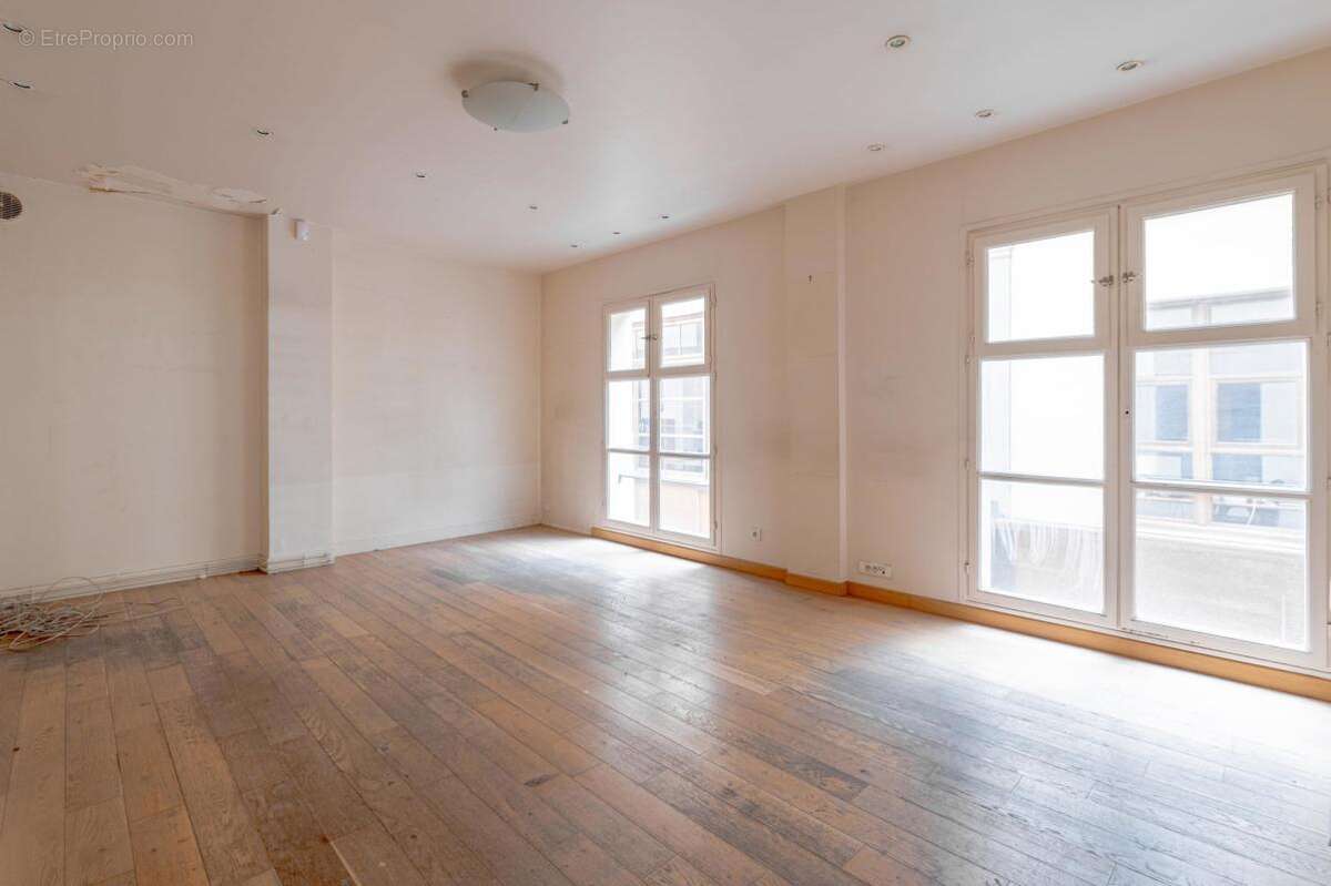 Paris 2 – exclusivite ! montorgueil vente murs de boutique - photo 10