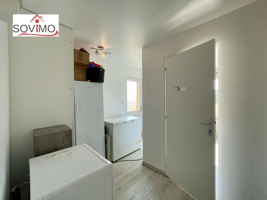 Laissez vous seduire par cette maison de campagne en pierre, nichée sur 3,41 ha en bord de rivière - photo 17