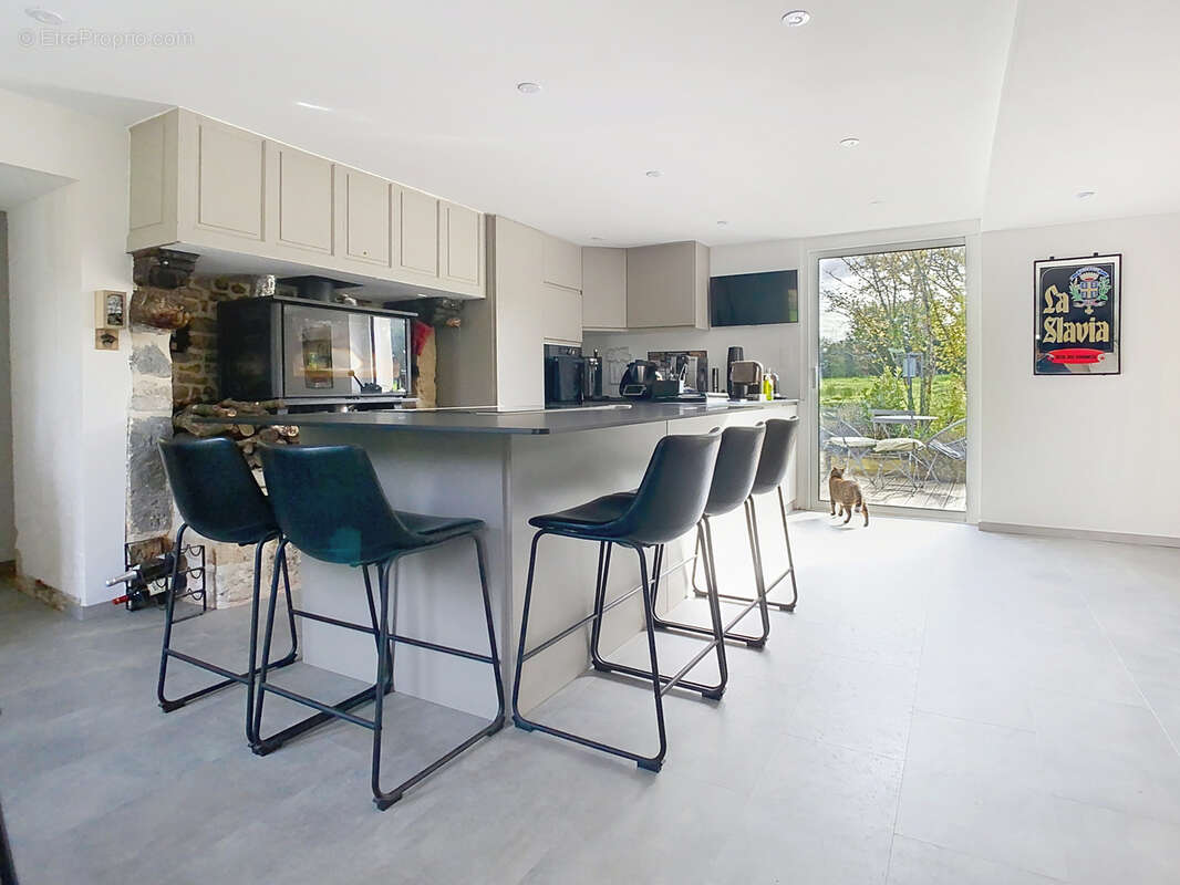 Maison à PICAUVILLE