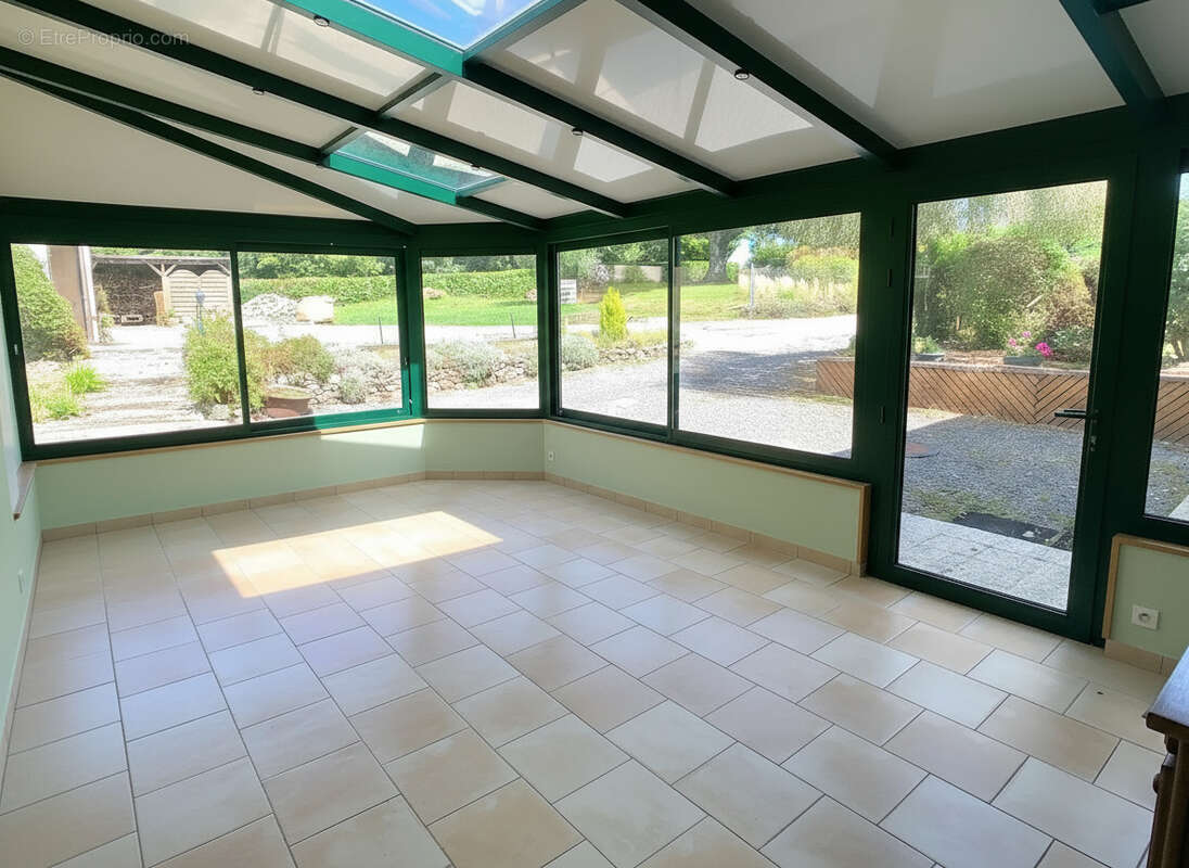 Maison à MONTHUCHON