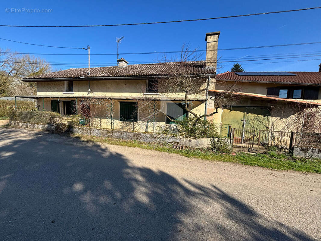 Maison 118m² à val-revermont - photo 2