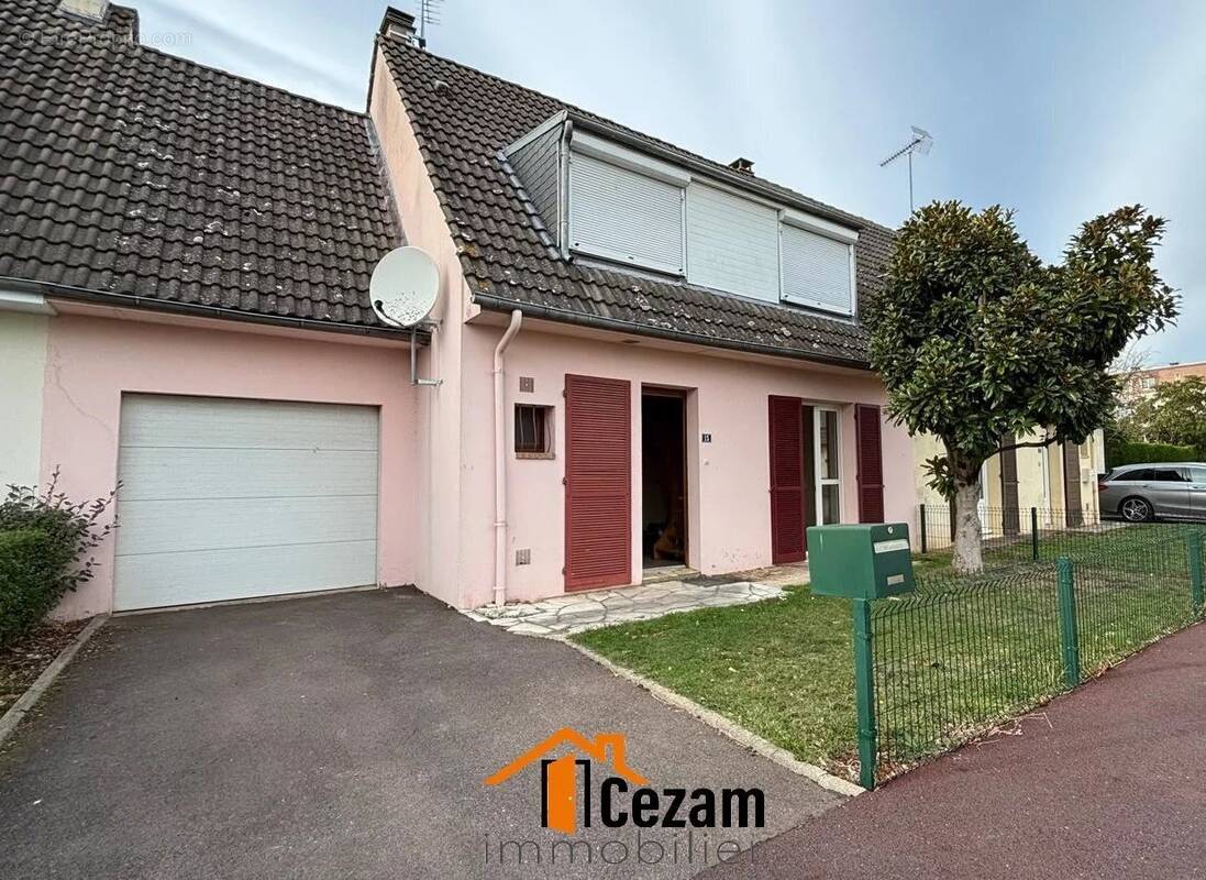 Maison à LE VAUDREUIL