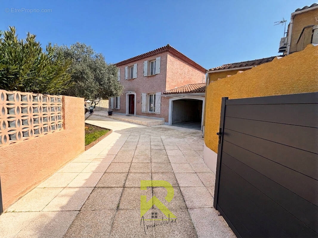 Maison à AGDE
