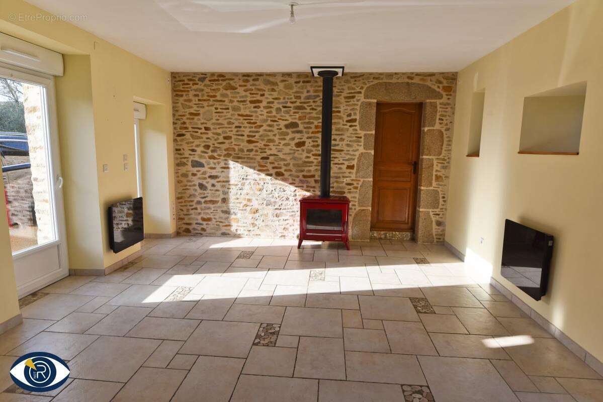 Maison à ARGENTRE