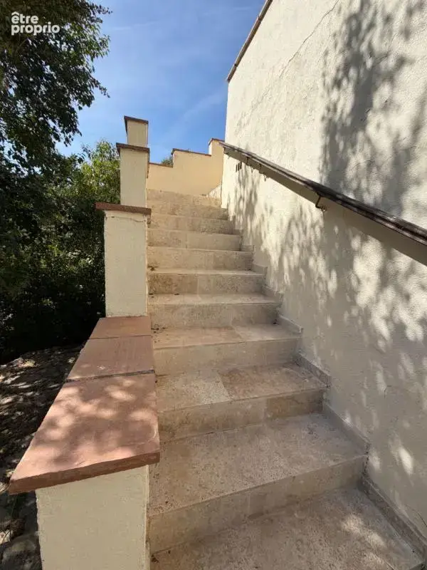 Villa de caractère  5 pièces 147 m² Piscine Vue sur le château de Salernes - photo 14