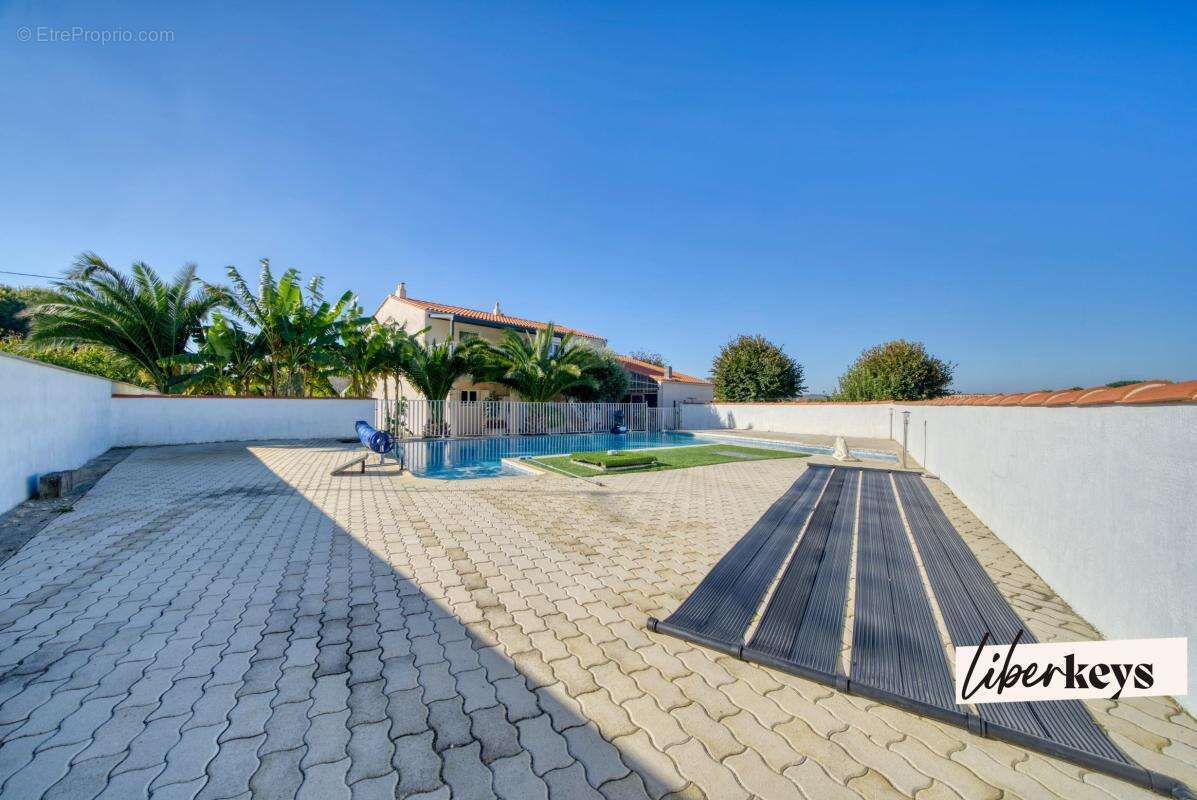 Maison à ASNIERES-LA-GIRAUD