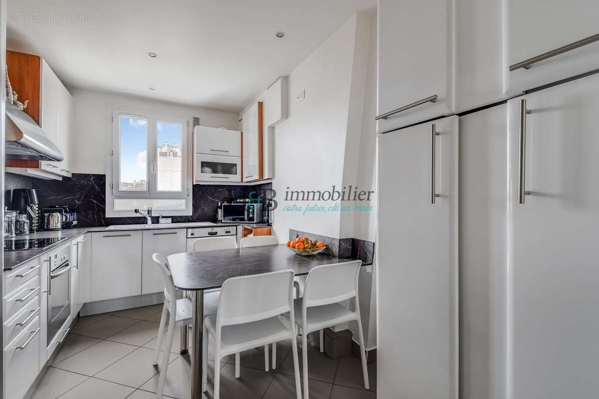 Appartement à PARIS-12E