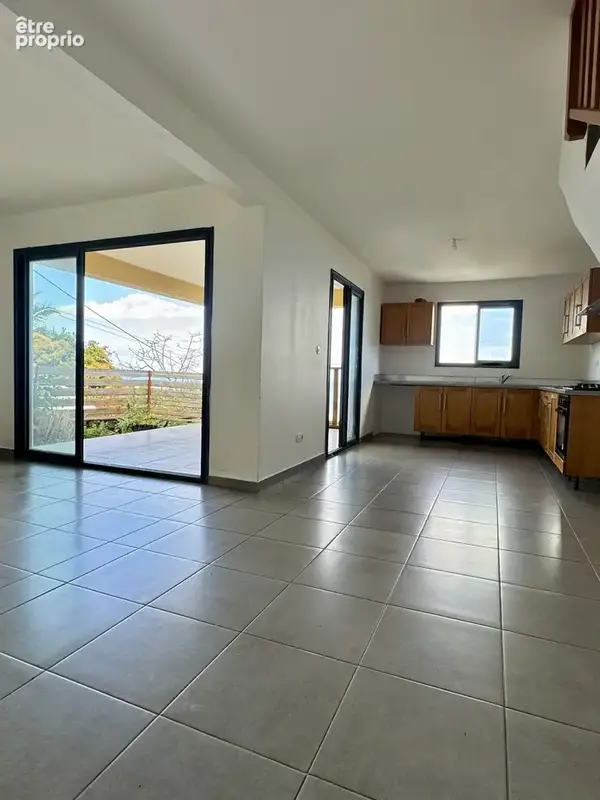 Photo Appartement à Saint-Leu au prix de 343 000€