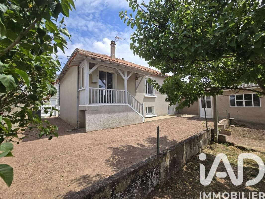 Maison 72 m² à Thouars  - photo 2