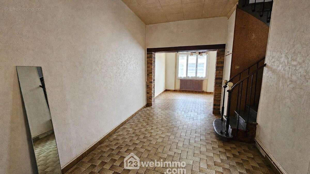 Maison 145 m² à Tousson  - photo 6