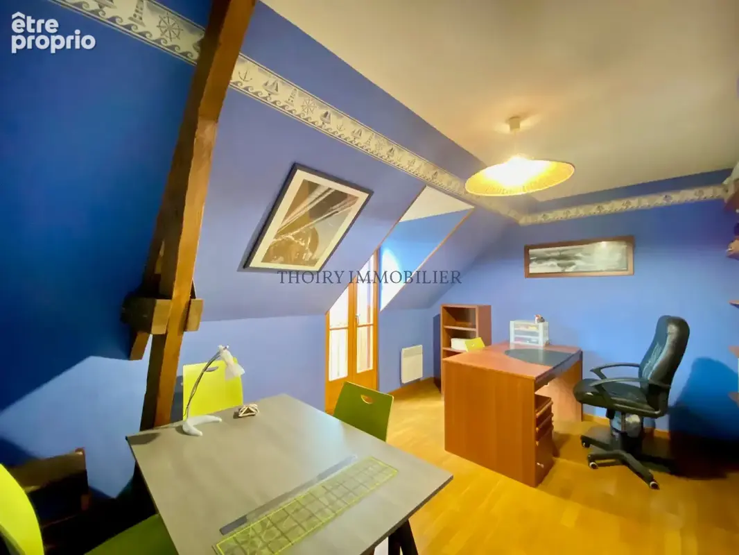 Thoiry 2 minutes. Belle maison familiale de 7 pièces. 1914 m2 de terrain. - photo 19