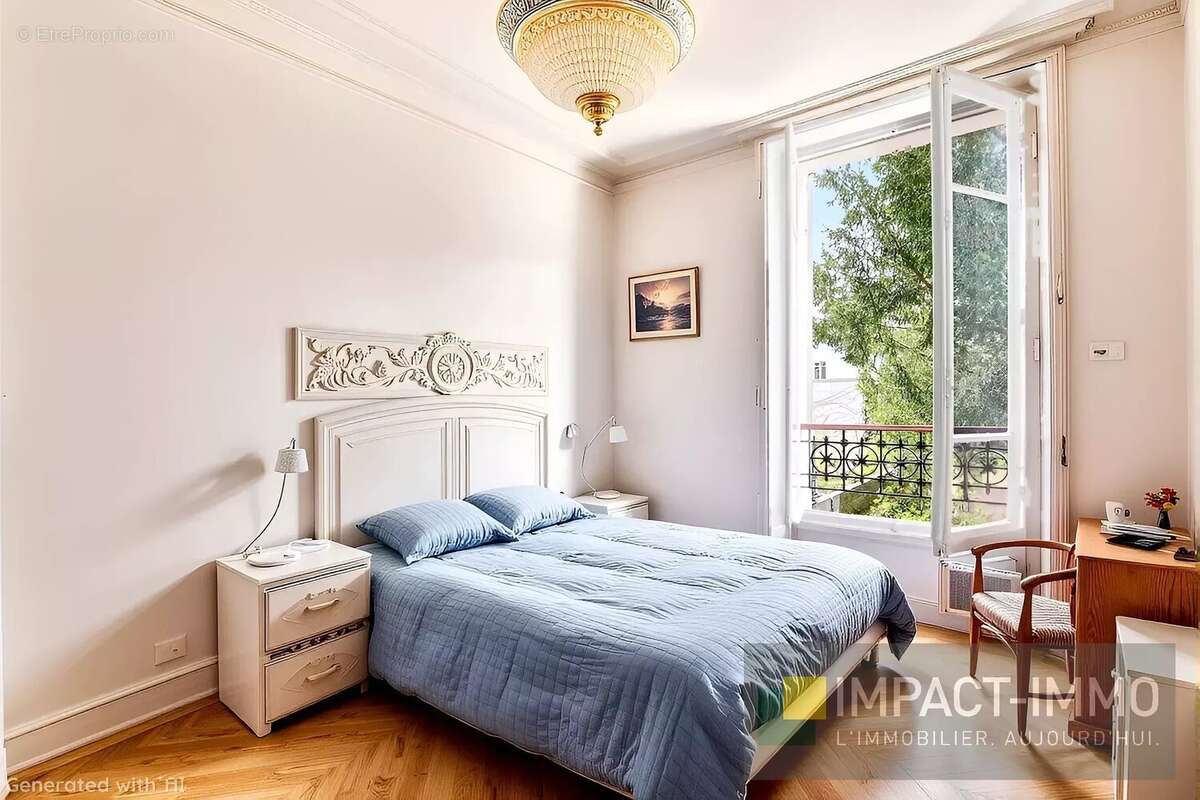 Appartement à LEVALLOIS-PERRET