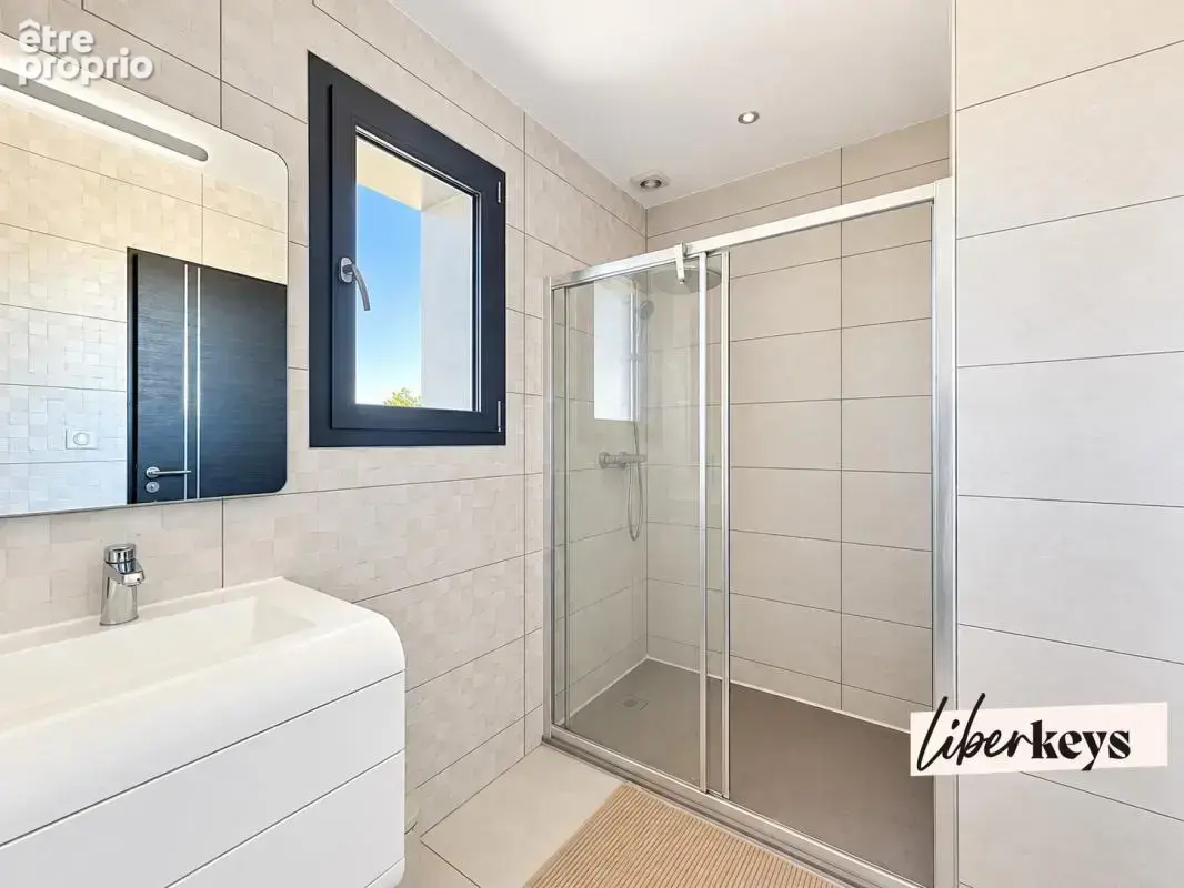 OLIVET Centre (45160) – Maison 250 m², 5 chambres, piscine chauffée et grand garage - photo 18