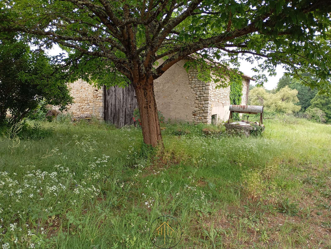 Maison à BROSSAC