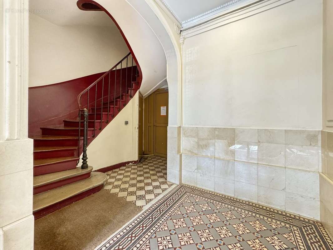 Appartement à PARIS-11E