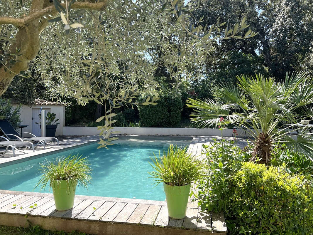 Maison à VILLENEUVE-LES-AVIGNON