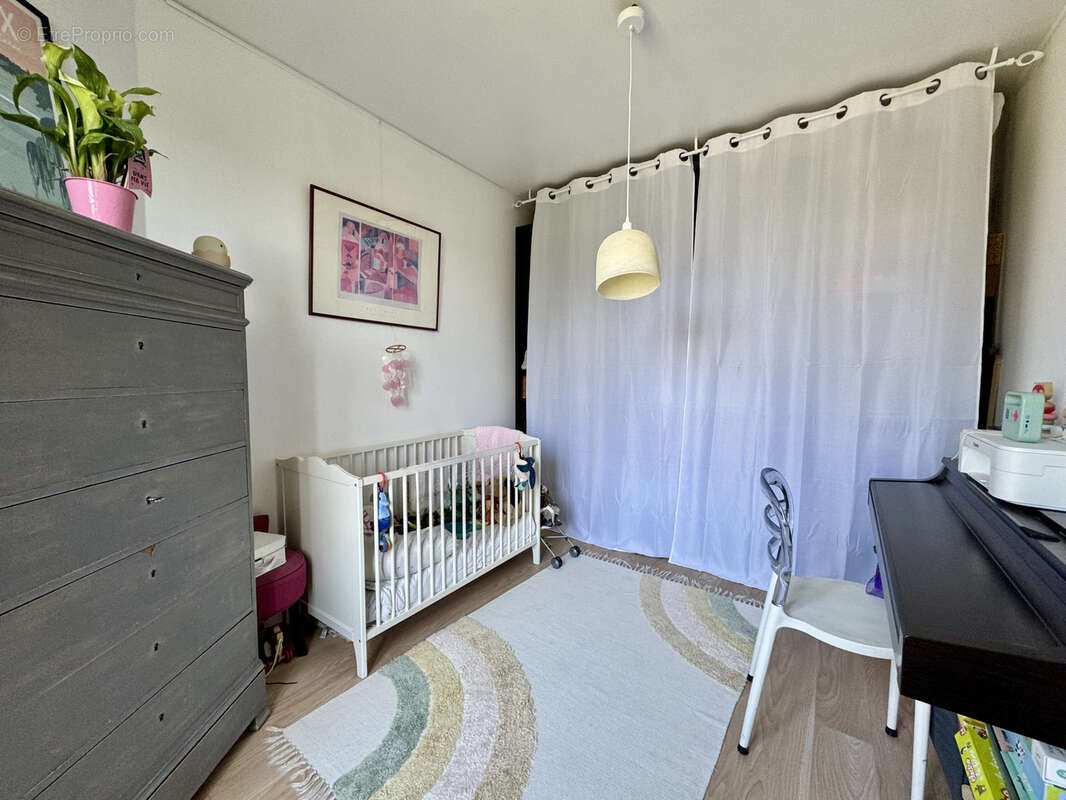 Appartement à LE PERREUX-SUR-MARNE