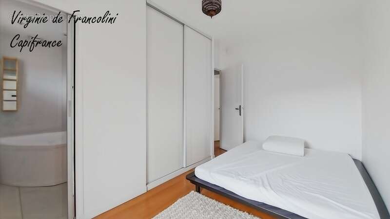 Montreuil-A vendre maison 5p-Parfait état-3/4 chambres-122m2 au sol-Terrasse,jardin,cour,balcon-Garage-11mn métro L9 - photo 12