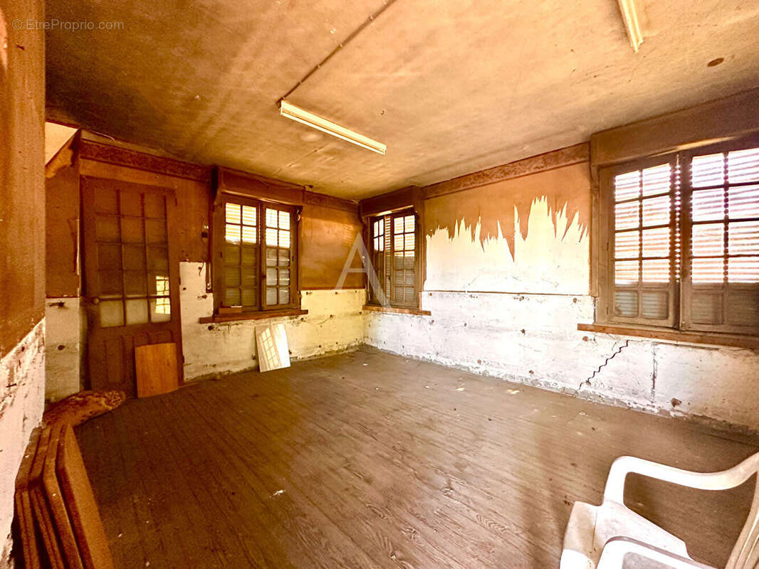 Opportunité rare ? ensemble immobilier unique avec plus de 700 m² de bâtis - photo 10