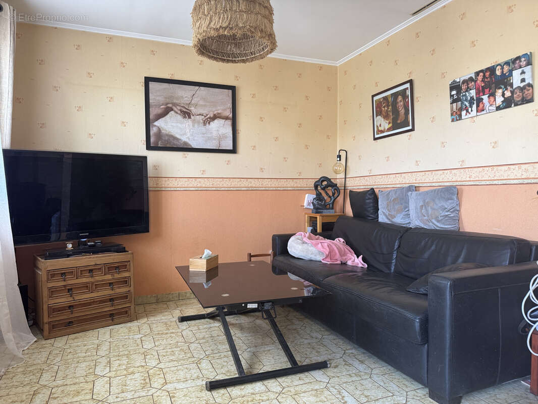 Maison à CHAMPIGNELLES