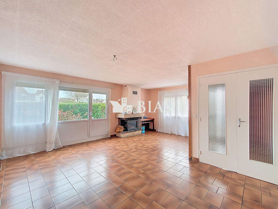 Maison à PONT-DE-L'ARCHE