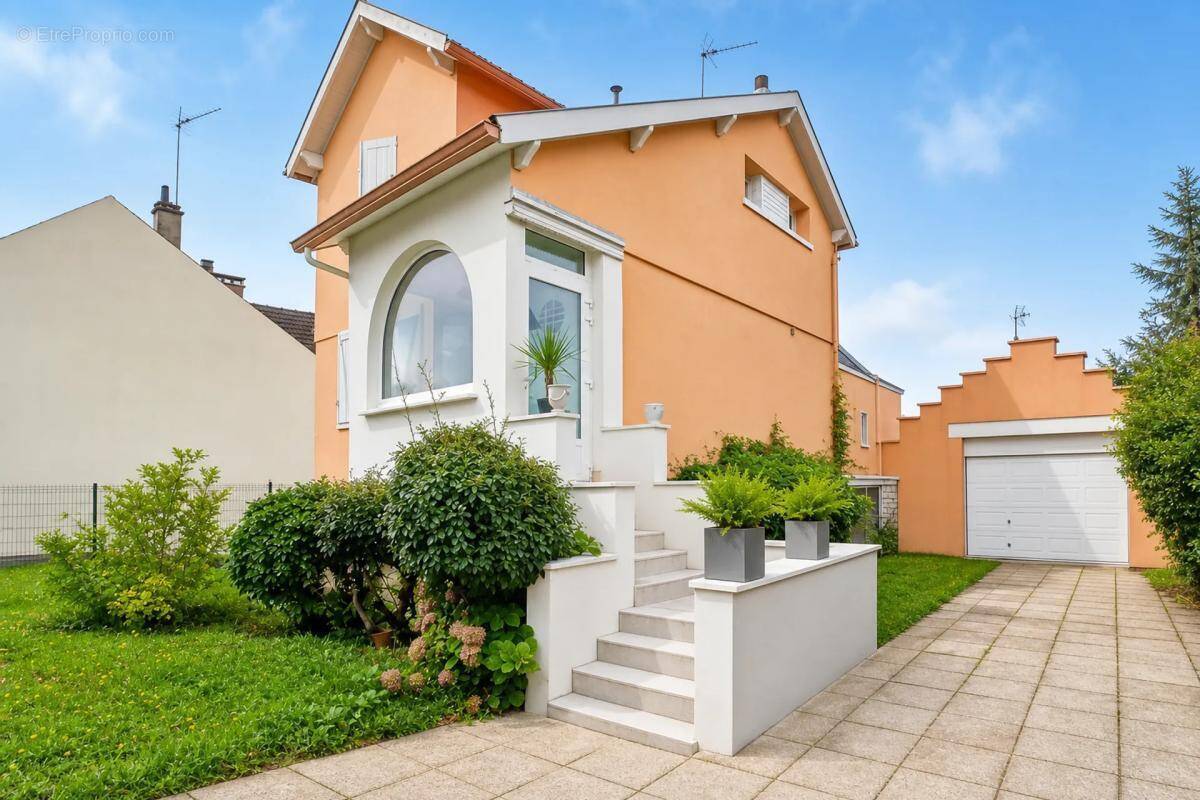 Maison à LUISANT