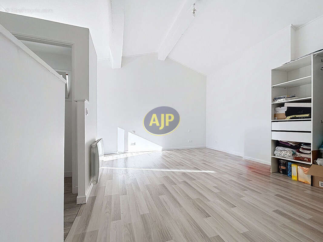 Maison à TONNAY-CHARENTE