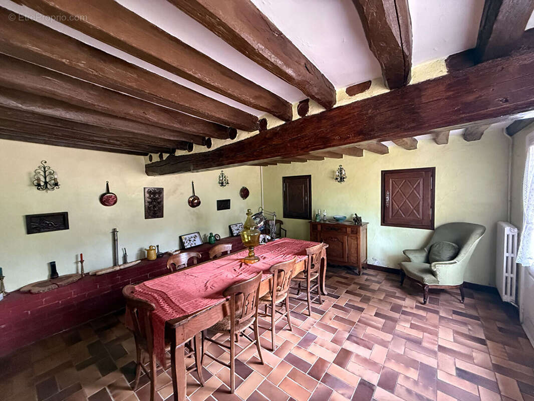 Maison de caractère et seconde maison indépendante - La Madeleine de Nonancourt 7 pièce(s) 142 m² - photo 11
