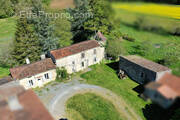 Maison à LE DOUHET