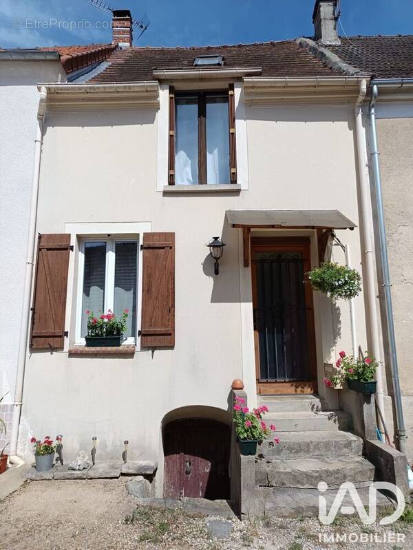 Photo 1 - Maison à LA FERTE-SOUS-JOUARRE