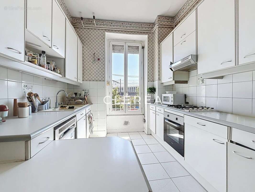 Appartement à LYON-7E