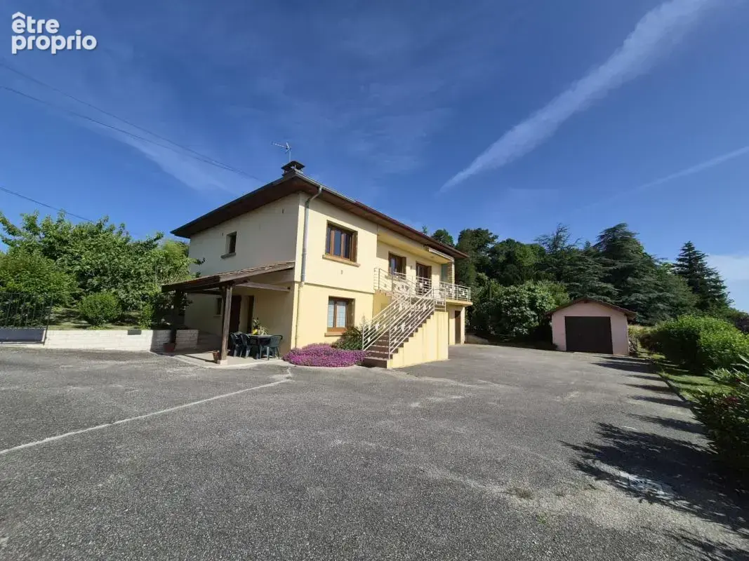 Maison à CHALAMONT
