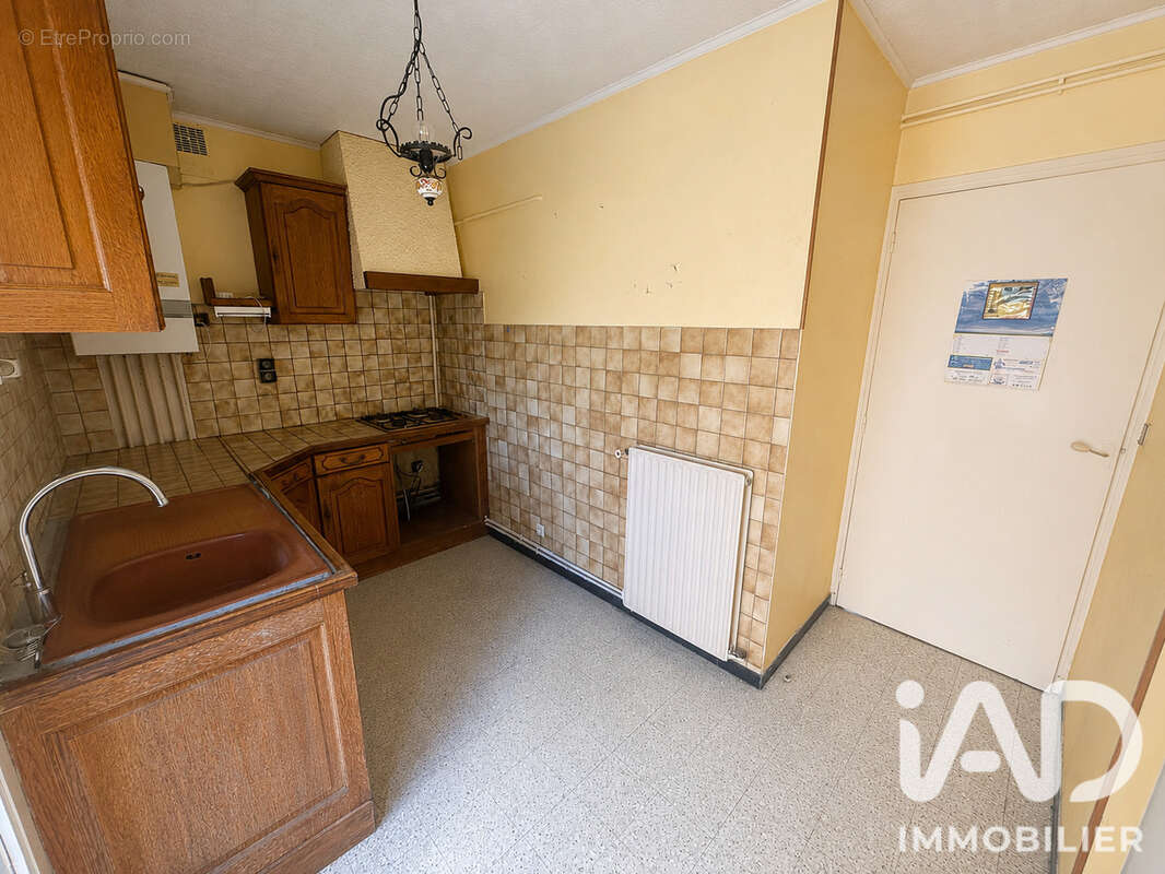 Appartement 70 m² à Nimes  - photo 6