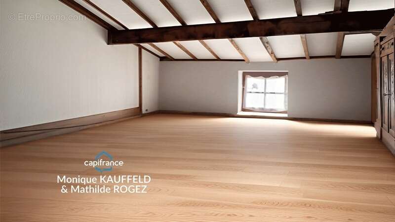 Maison à TOURS-SUR-MEYMONT