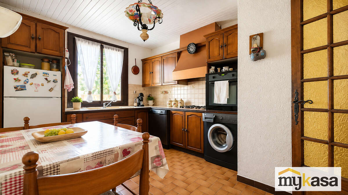 Maison T4 de plain-pied avec jardin, garage et véranda - Martigues Saint-Jean - photo 8