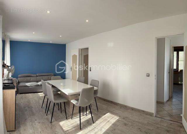 Maison individuelle avec étage,114m2 habitable, 3 chambres, avec piscine, terrain de 637m2 - photo 9