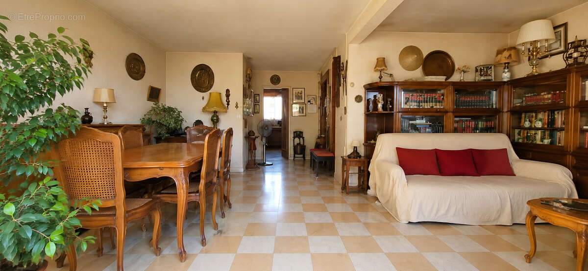 Appartement à THIAIS